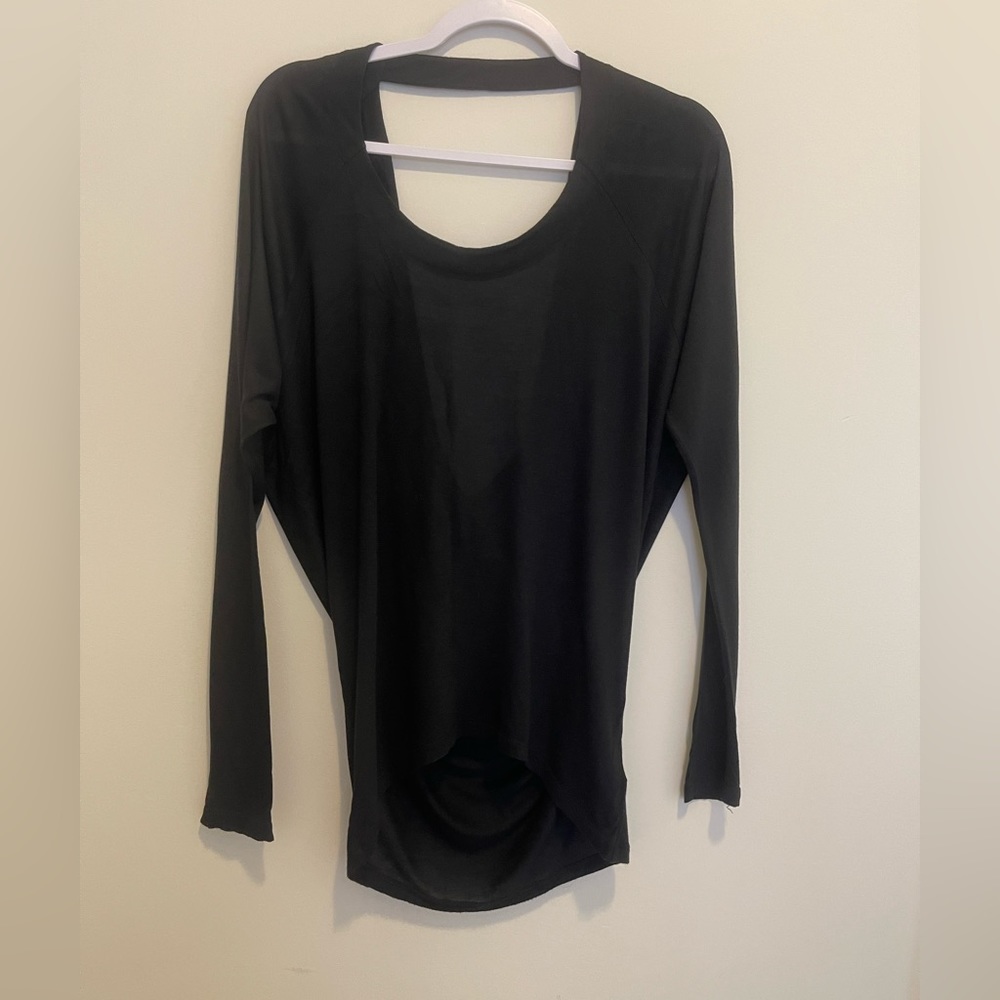 Express Longsleeve open flowy back size XS